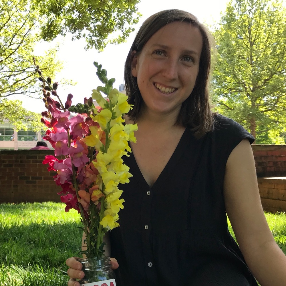 Meet your Posher, Marisa